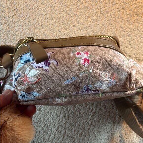 Designer LIKE Floral Tan Belt Bag with Pom Poms - Picture 9 of 12
